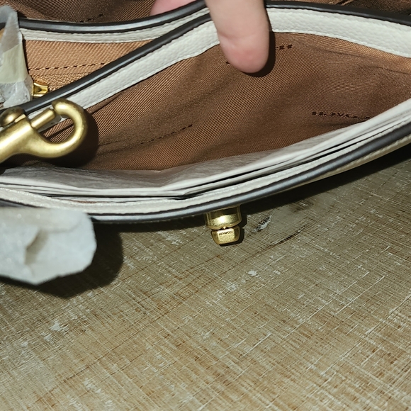 NWT Coach Cassie 19 Crossbody - Picture 13 of 16